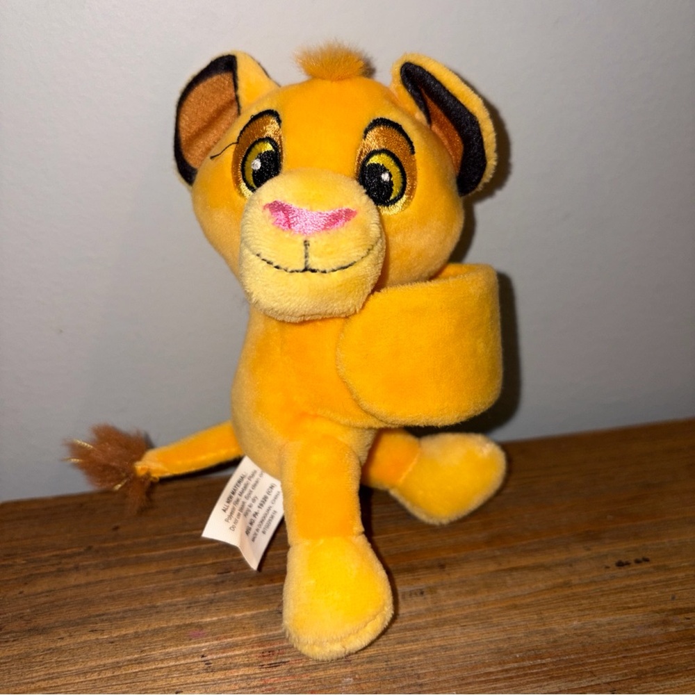 Disney Simba Cutie Cuff Series 2 Plush Bracelet Toy The Lion King BullsiToy